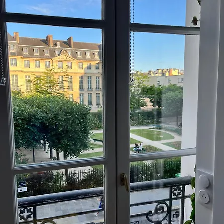 Appartamento Jolie Vue Au Coeur Du Marais Parigi